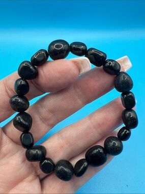 Tumbled Black Stone Stretch Bracelet